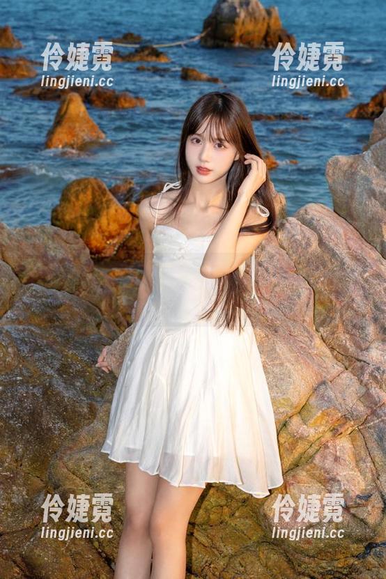 Tiny Asa的棉袜美图与无圣光，给你带来温暖与艺术的碰撞-伶婕霓